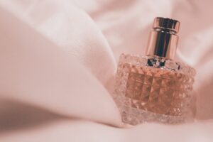 Replicating Grandeur: Hotel-Inspired Scenting for the Home