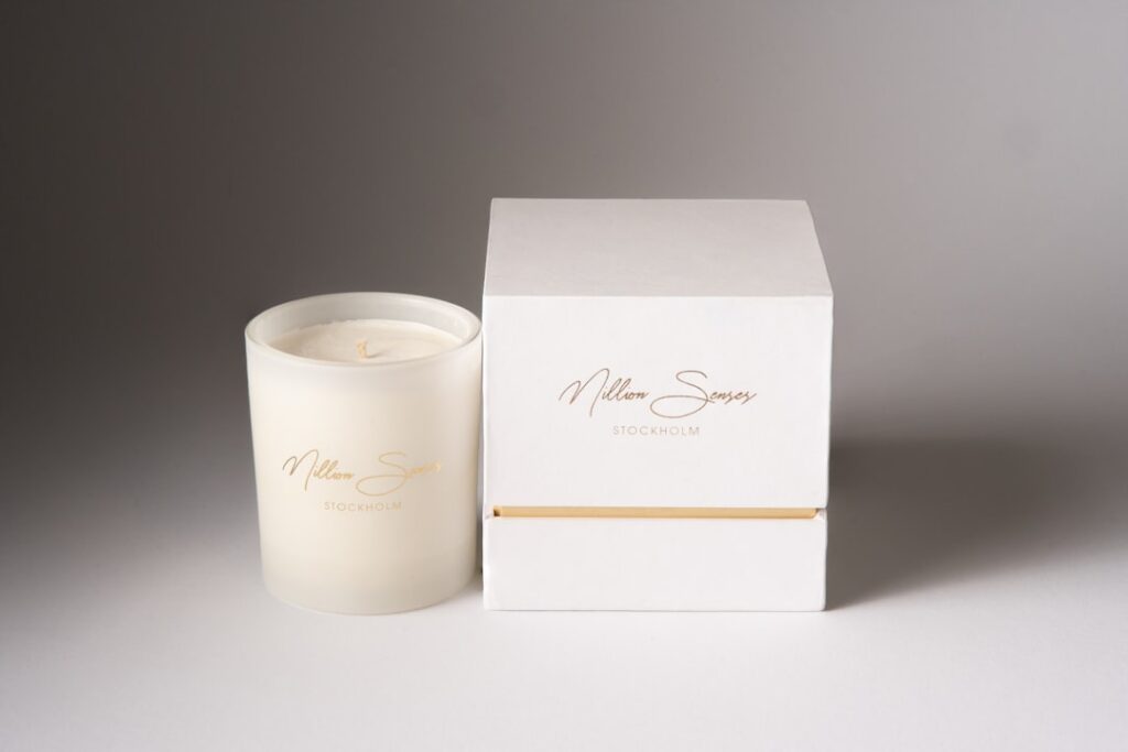 Architecting Brand Identity: Advanced Scent Marketing - minimalist luxury interior scent